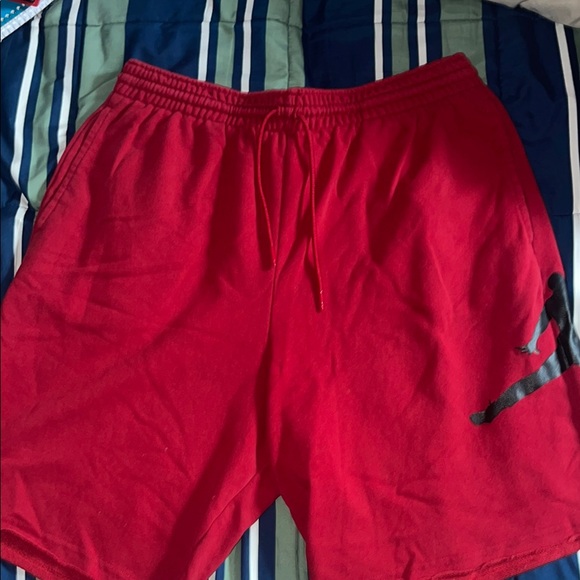 Jordan Athletic Shorts Red and Black - Picture 2 of 6